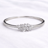 (DCB005) Elegant silver bangle with zirconia details