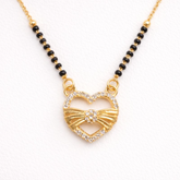 VJ039 WESTERN Gold heart pendant on mangalsutra necklace