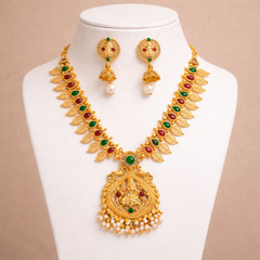(TJ010) Elegant gold jewelry set with gemstones