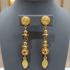 VJ047  Elegant gold dangle earrings