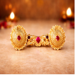 (PA016)Elegant gold jewelry with vibrant gemstones Of Mangalsutras Pendent