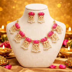 (TJ004) Lotus-themed gold jewelry set