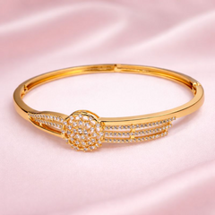 (DCB010)Elegant gold bangle with cubic zirconia
